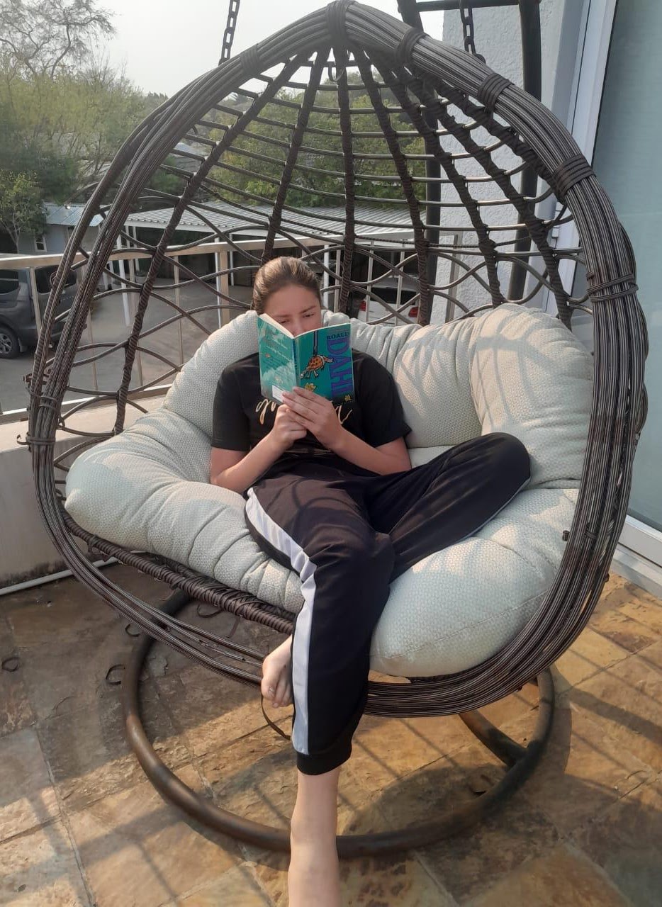 A Proorizo learner reading during focused learning time.
